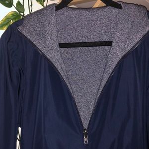 Uniqlo men’s reversible rain resistant jacket